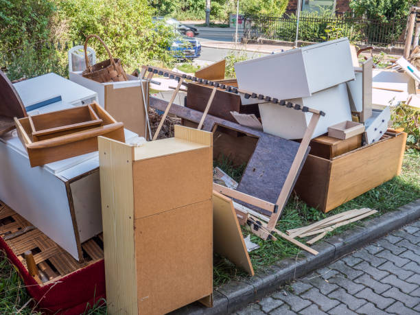 Best Construction Debris Removal  in Auburn, NY
